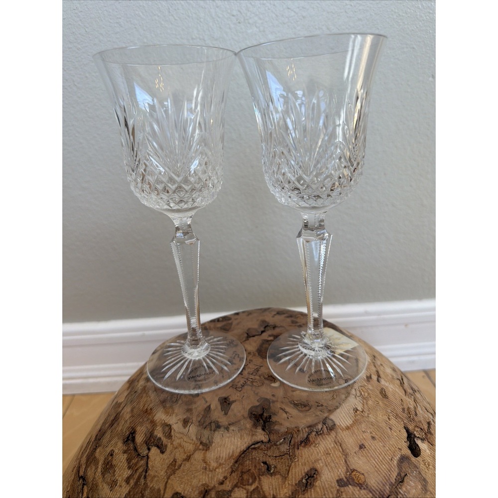Wedgwood Royal Crystal Wine Glasses MAJESTY‎ Pattern 7 3/4" Lot of 2 Pristine!